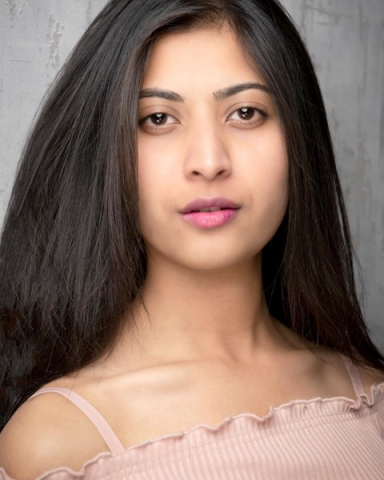 Female Actor Shyna Nasir - Stirling Management Actors Agency