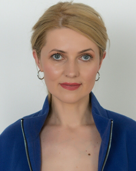 Female Actor Tatiana Zapolnova - Stirling Management Actors Agency